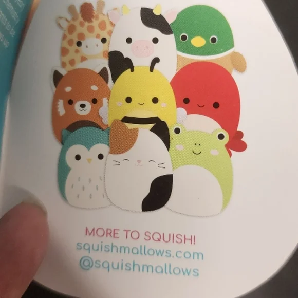 Squishmallow, Wendy the Frog - Picture 6 of 7